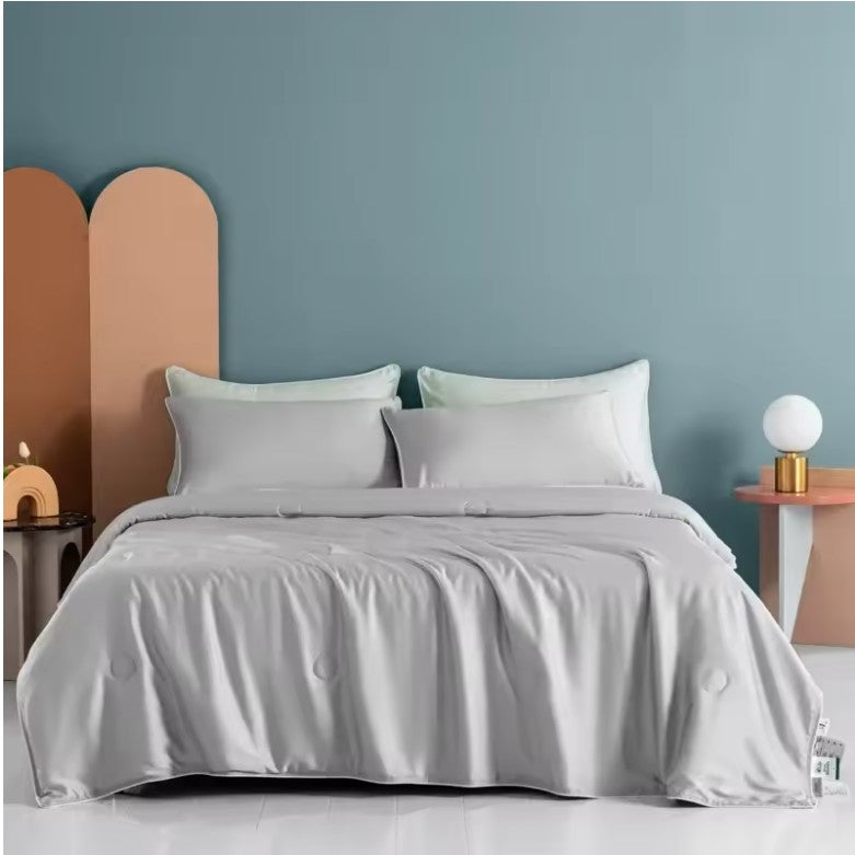 Cooling Blanket Soft Silky Lightweight Quilt