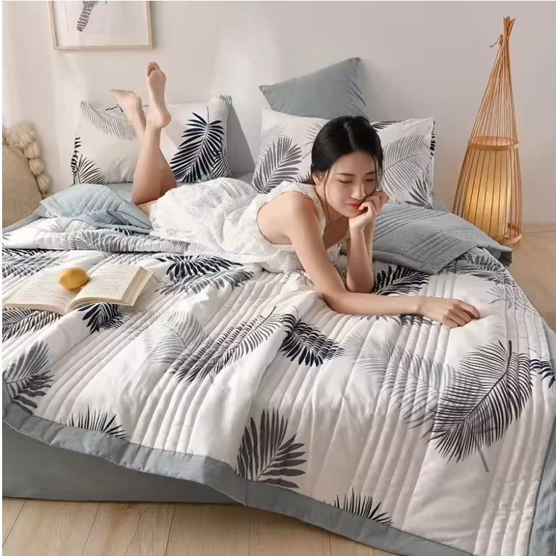 Quilted Queen Size Summer Quilt – Soft Washable Comforter for Bed